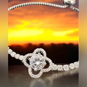 New Cote D’ Argent  Sterling Silver CZ Adjustable 4 Leaf  Bracelet